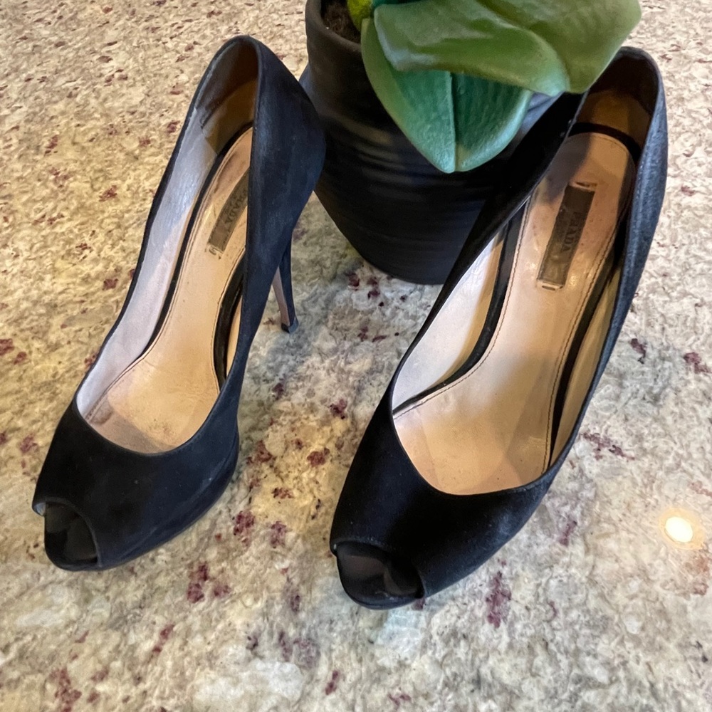 Black Peep Toe Prada Pump - image 5